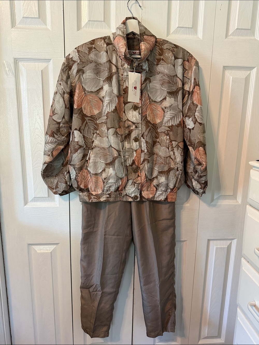 NWT Vintage Stunt Sports 100% Silk 2 Piece Suit Sz M